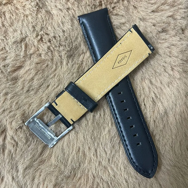 Fossil 22mm Black Leather Watch Strap - Durable Timepieces